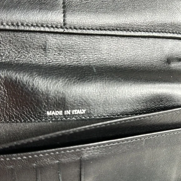 Chanel caviar long zip wallet - Picture 9 of 13